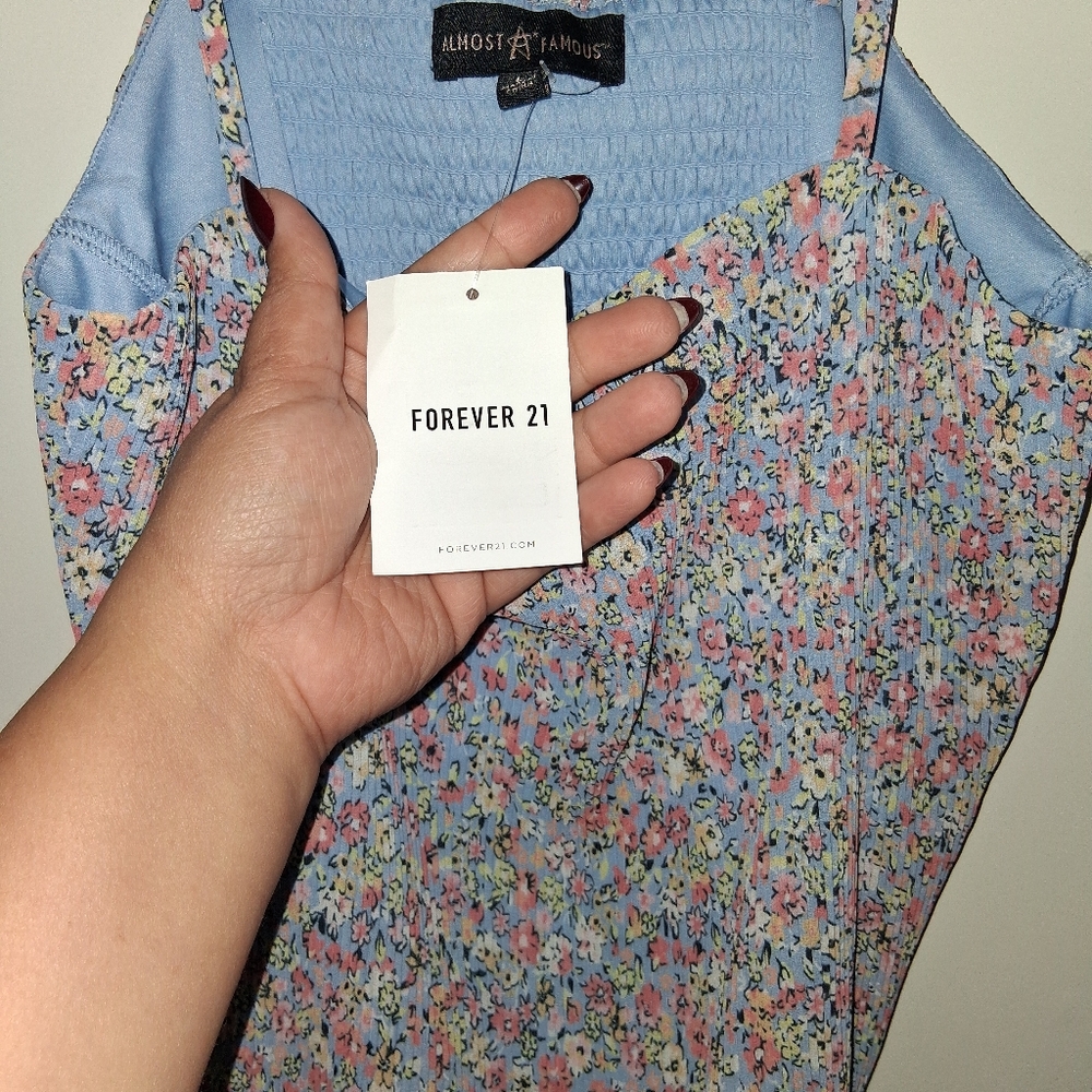 Forever Floral Top - Picture 5 of 6